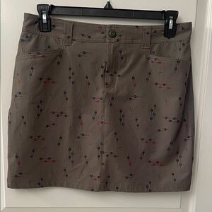 Eddie Bauer Olive and Taupe Hiking Skort/Tribal Print
